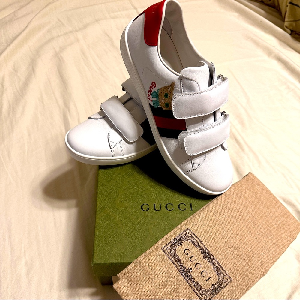 Gucci White and Red Women's Sneakers